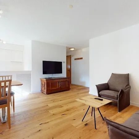 Modern And Spacious With South Facing Terrace, Marietta #1 Leukerbad
